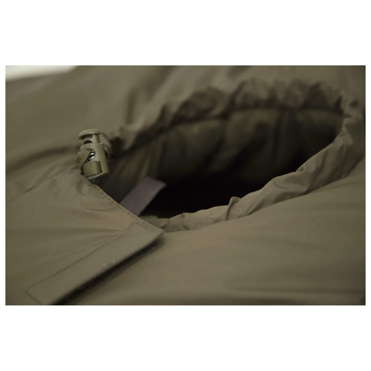 Carinthia - Defence 4 - Synthetic Sleeping Bag 6 Carinthia - Defence 4 - Synthetic Sleeping Bag - Image 6