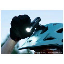CatEye - AMPP 800 Helmet Lamp - Helmet Lamp -Primus Store cateye ampp 800 helmet lamp helmet lamp detail 3
